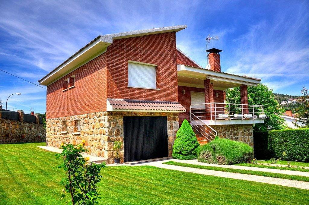 فيلا Casa Bellavista Becerril بيسيريل دي لا سييرا المظهر الخارجي الصورة