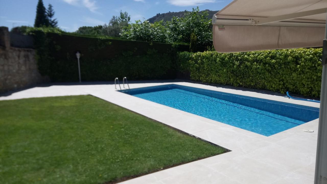 فيلا Casa Bellavista Becerril بيسيريل دي لا سييرا المظهر الخارجي الصورة